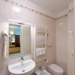Hotel Ambasciata Venice - Atika & Atif