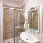 Hotel Ambasciata Venice - Atika & Atif 3*