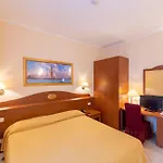 Hotel Ambasciata Venice - Atika & Atif Mestre