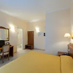 Ambasciata Venice - Atika & Atif Mestre