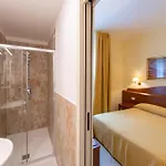 Ambasciata Venice - Atika & Atif 3*