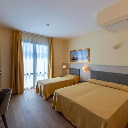 Ambasciata Venice - Atika & Atif 3* Mestre