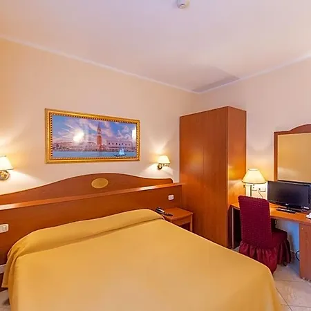 Ambasciata Venice - Atika & Atif 3*