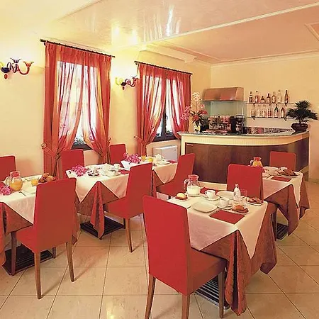 Ambasciata Venice - Atika & Atif Hotel 3*