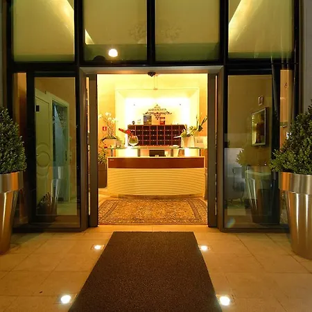 Hotel Ambasciata Venice - Atika & Atif