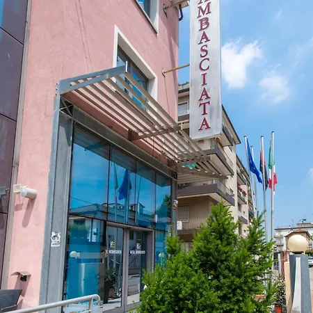Ambasciata Hotel 3*
