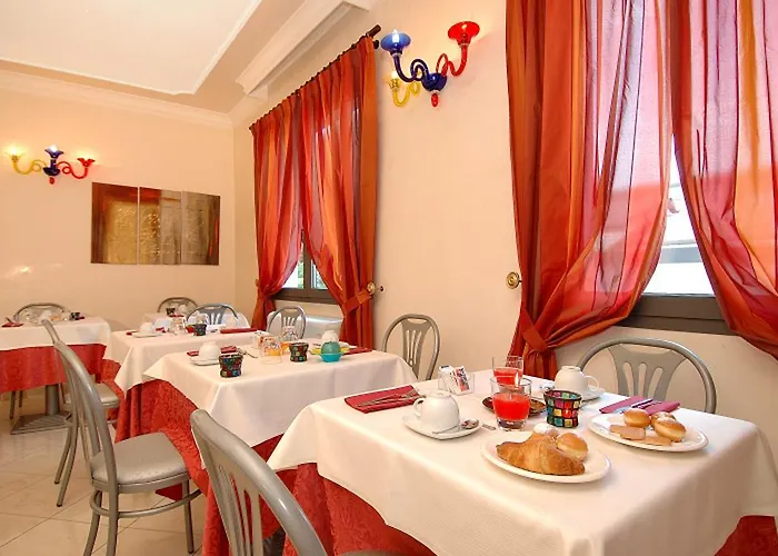 Hotel Ambasciata Venice - Atika & Atif